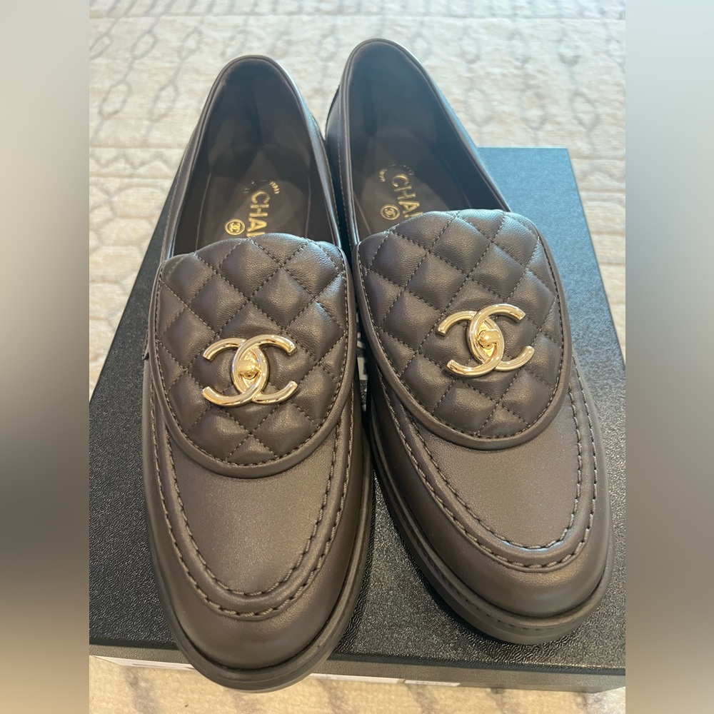 Chanel NEW IN BOX Moccasins dark brown Turnlock Loafers